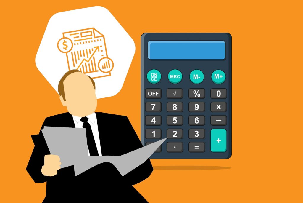Cartoon van een accountant die de kosten berekend met een rekenmachine